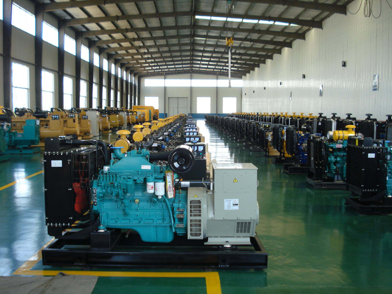 洮北租赁发电机-柴油发电机组冒蓝烟、冒黑烟、冒白烟故障分析