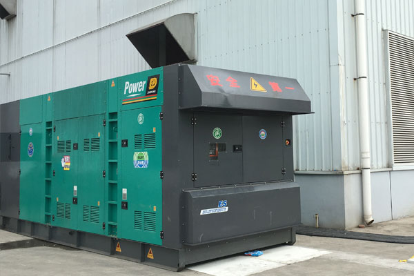 洮北燃油滤清器的更换流程是怎样的？