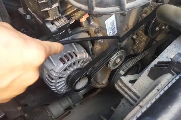 洮北转速传感器的工作原理是什么？