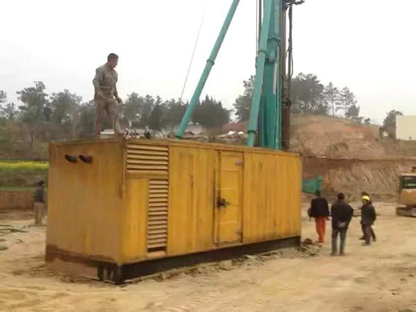 洮北如何判断水冷式机油散热器密封件是否需要更换？